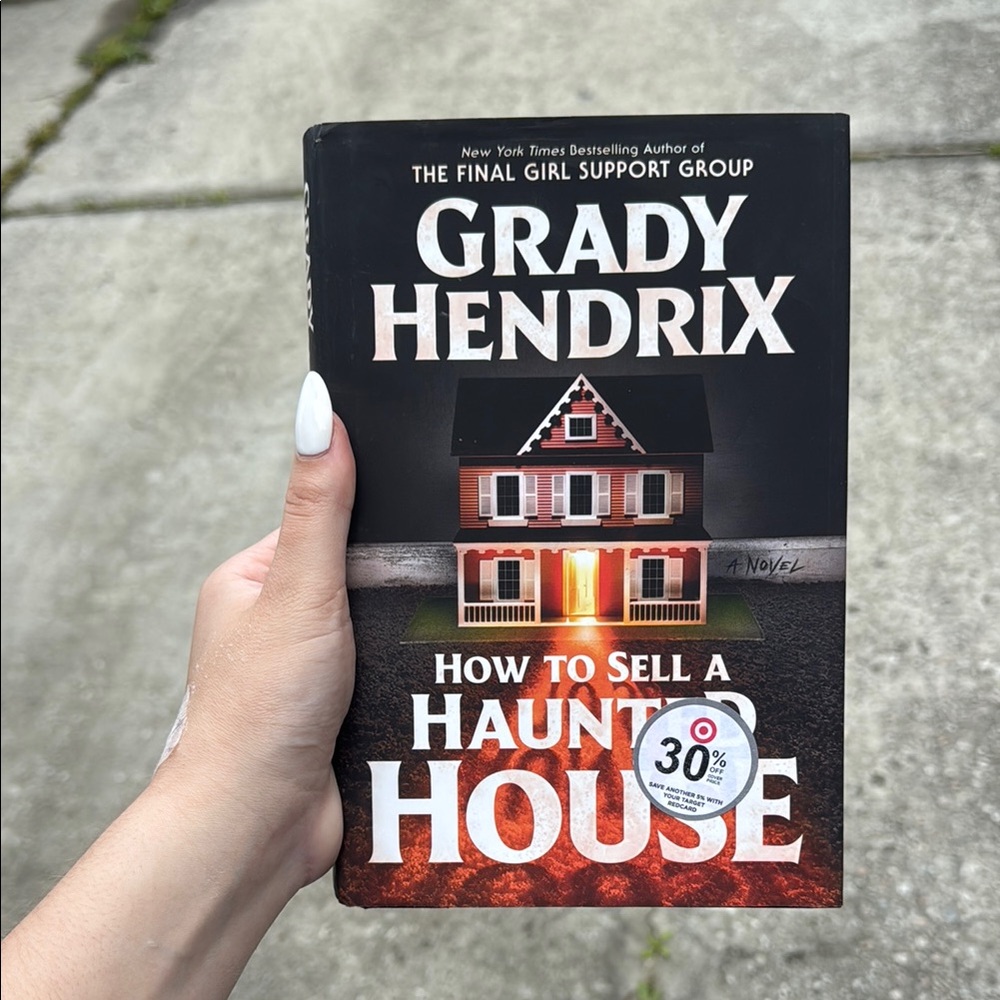Grady Hendrix 'How to Sell a Haunted House' Book